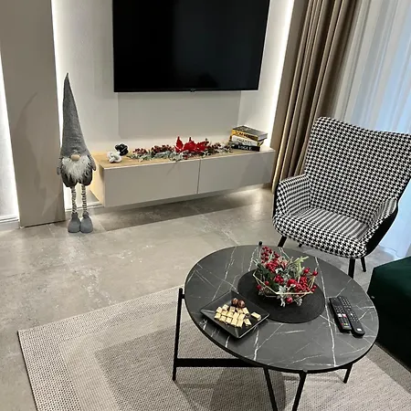 President Lux * Pale